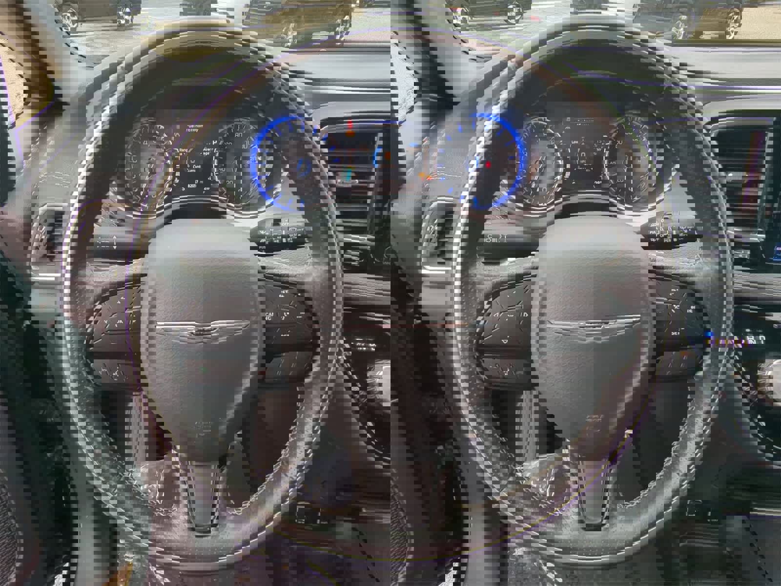 Certified 2019 Chrysler Pacifica Limited w/ S Appearance Package image 31