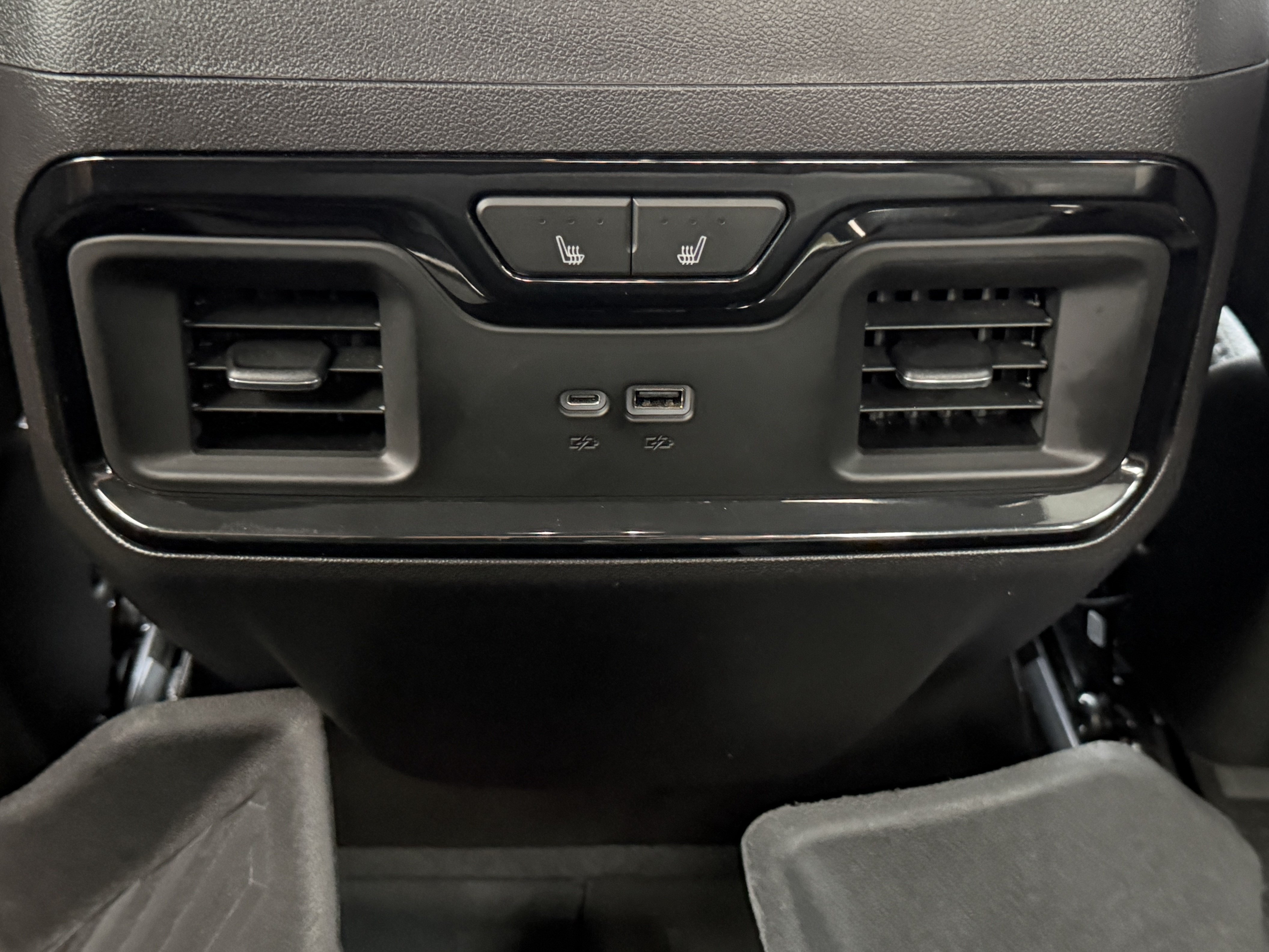 Used 2024 Chevrolet Silverado 1500 ZR2 AWD/4WD image 29