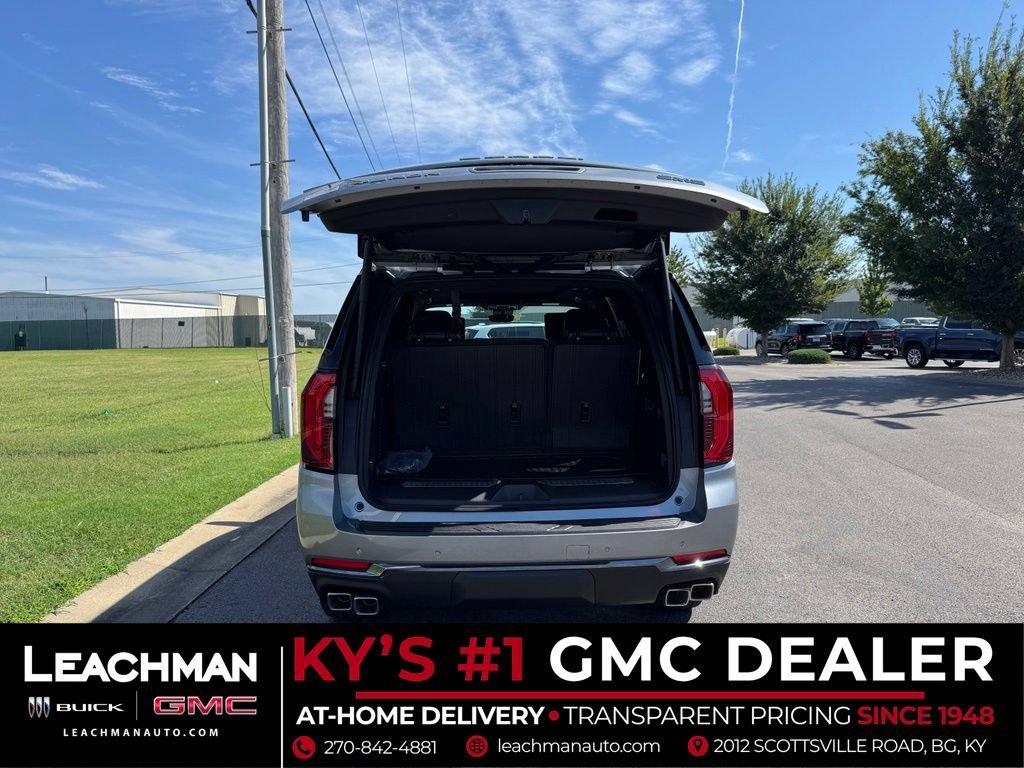 New 2026 GMC Yukon Denali Ultimate w/ LPO, Floor Liner Package AWD/4WD image 26