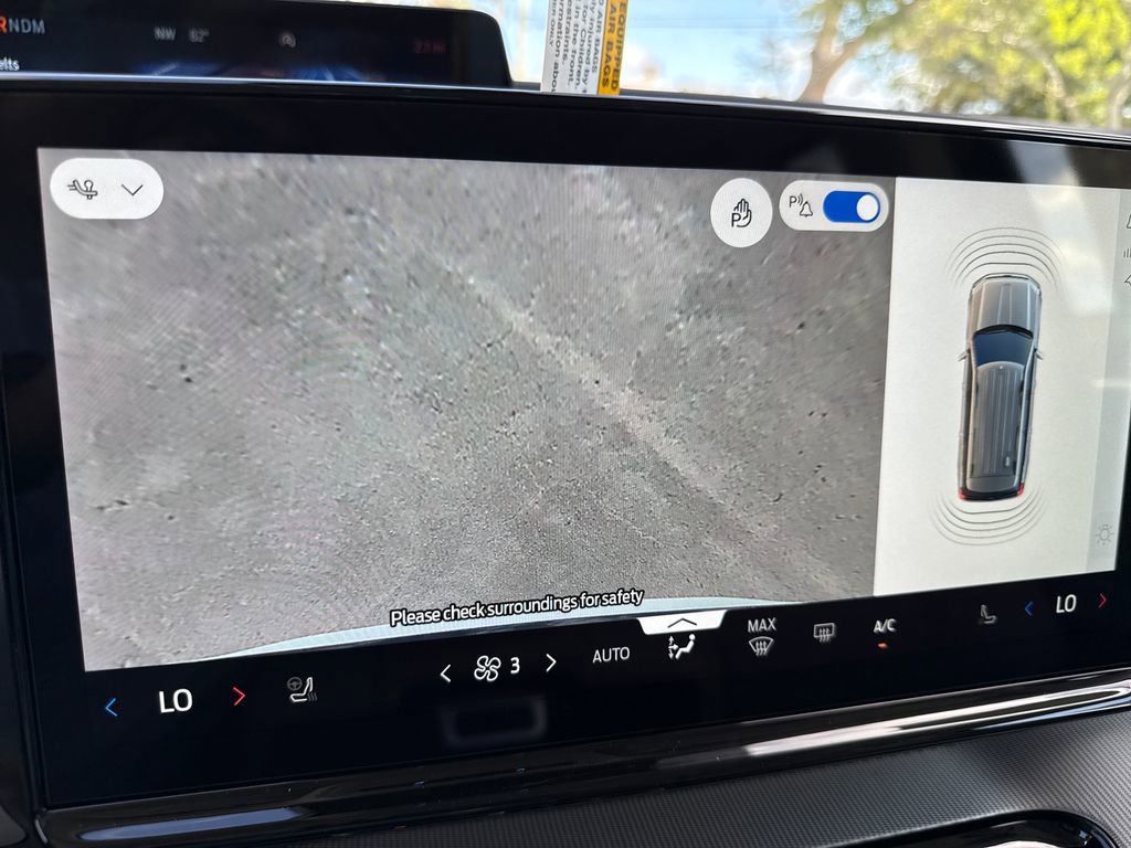 New 2025 Ford Expedition Max Active image 25