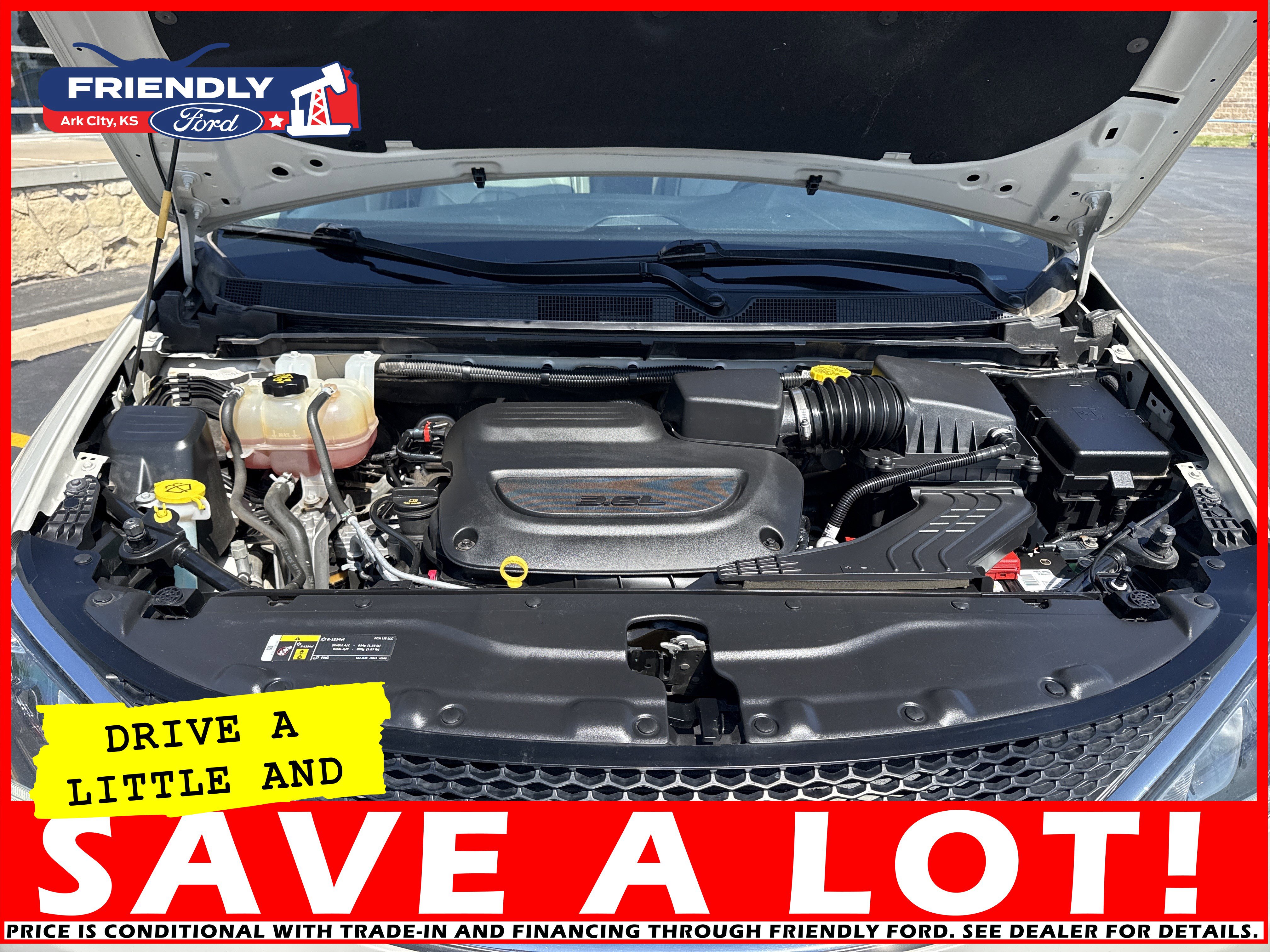 Used 2020 Chrysler Pacifica Limited image 12