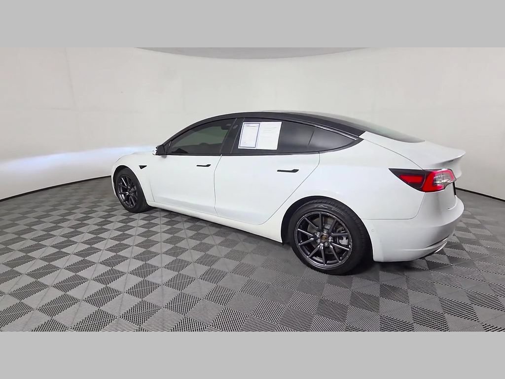 Used 2020 Tesla Model 3 Standard Range Plus RWD image 47