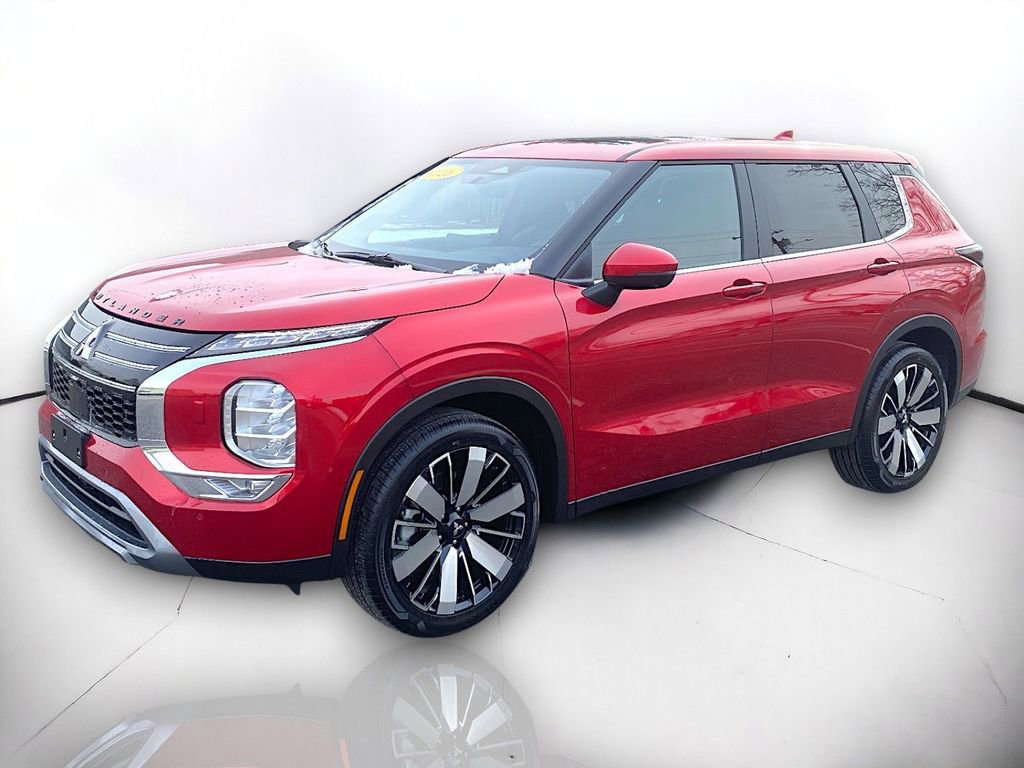 New 2026 Mitsubishi Outlander SE image 2