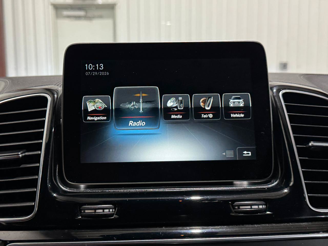 Used 2018 Mercedes-Benz GLS 450 4MATIC image 48