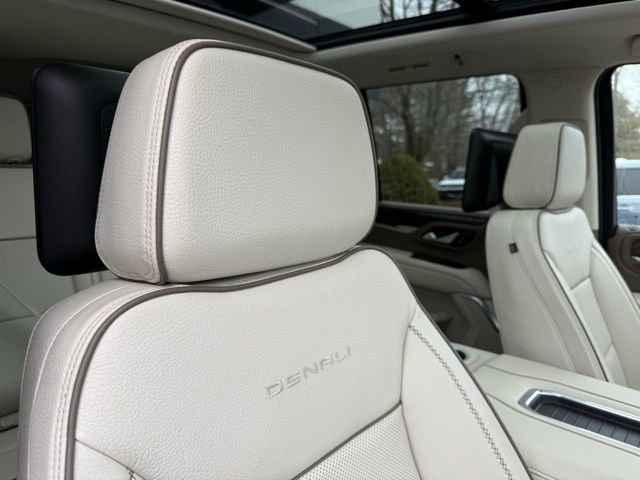 Used 2023 GMC Yukon Denali w/ Max Trailering Package image 18