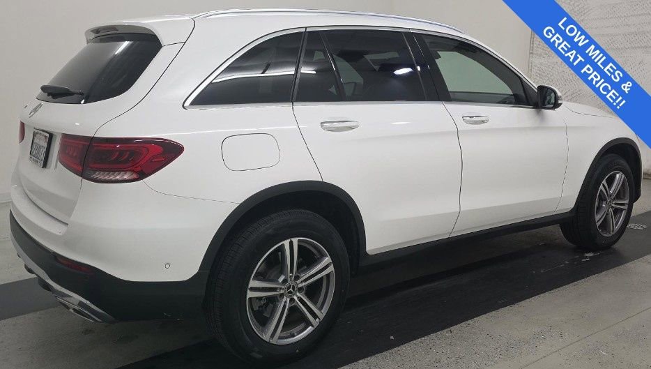 Used 2022 Mercedes-Benz GLC 300 image 3