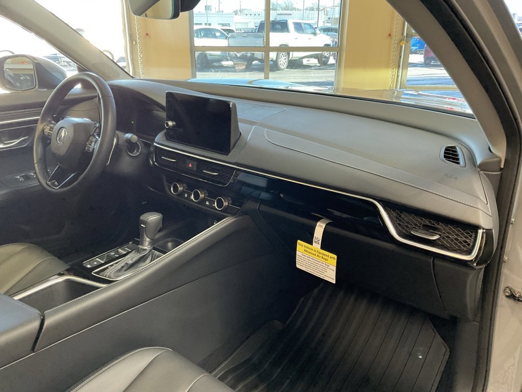 Certified 2025 Acura ADX Base image 19