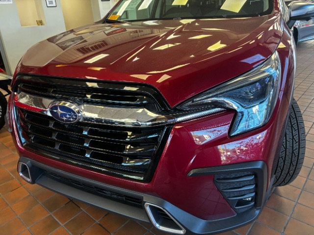 Used 2023 Subaru Ascent Touring image 9