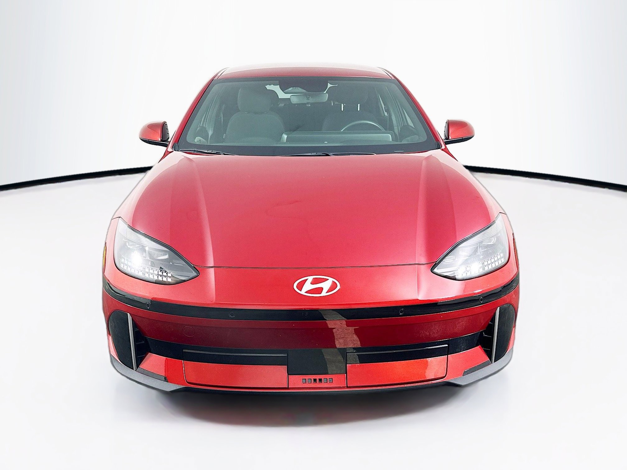 Used 2024 Hyundai Ioniq 6 SE image 2