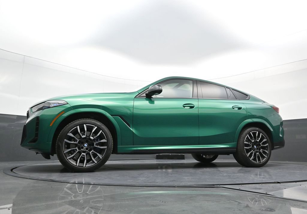 Used 2026 BMW X6 M60i AWD/4WD image 25