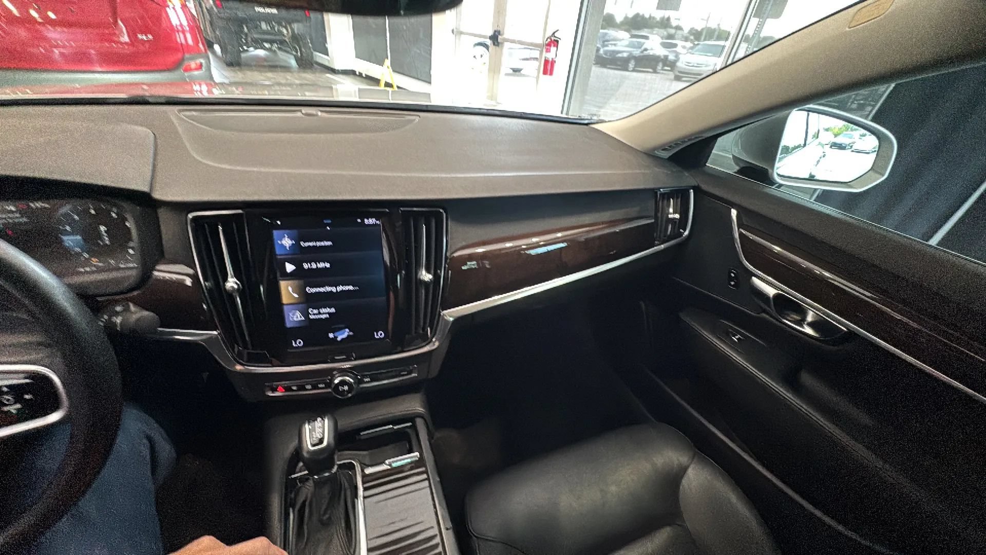 Used 2019 Volvo S90 T5 Momentum FWD image 48