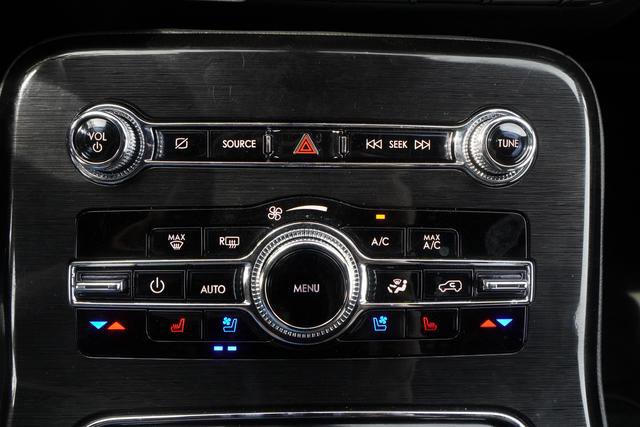 Used 2023 Lincoln Nautilus Reserve image 22