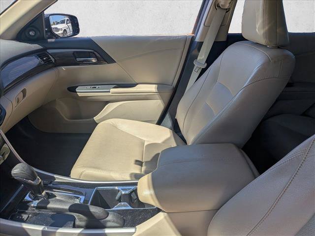 Used 2017 Honda Accord EX-L image 14