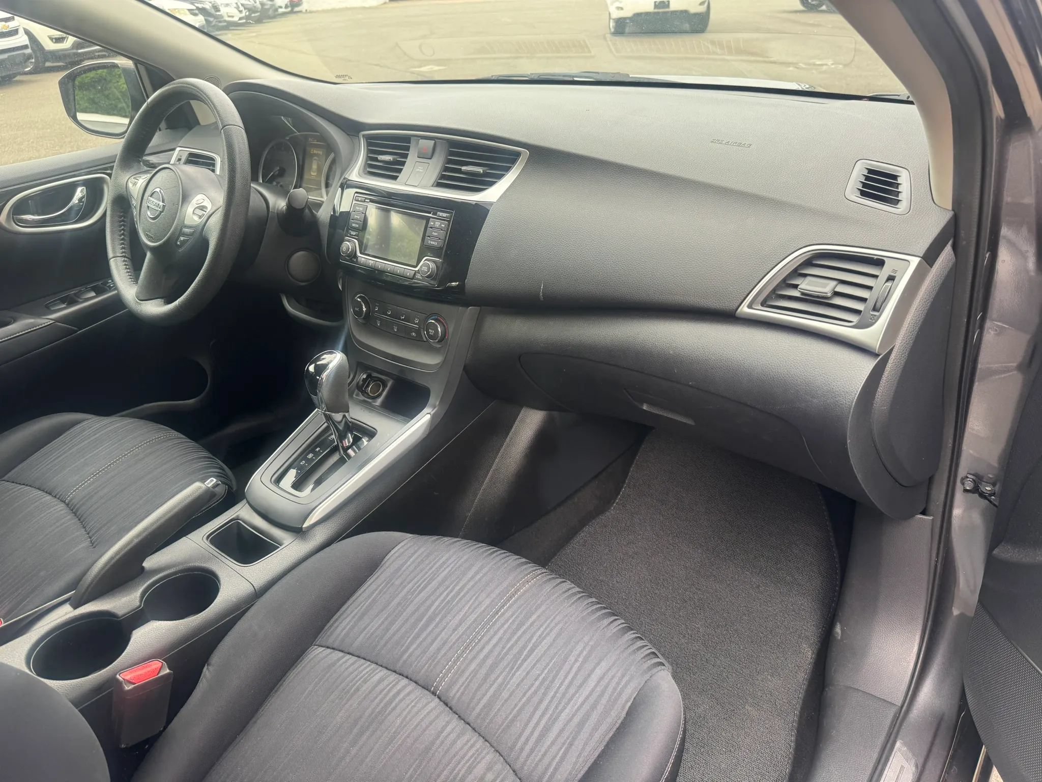 Used 2016 Nissan Sentra SV FWD image 22