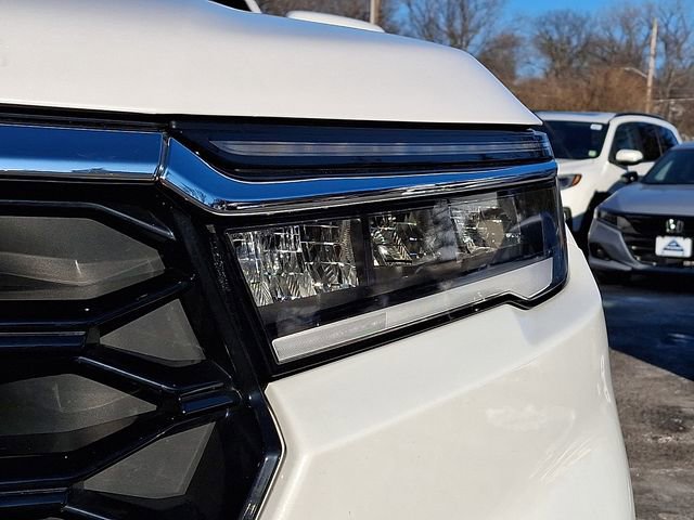 Used 2024 Honda Pilot Touring image 9