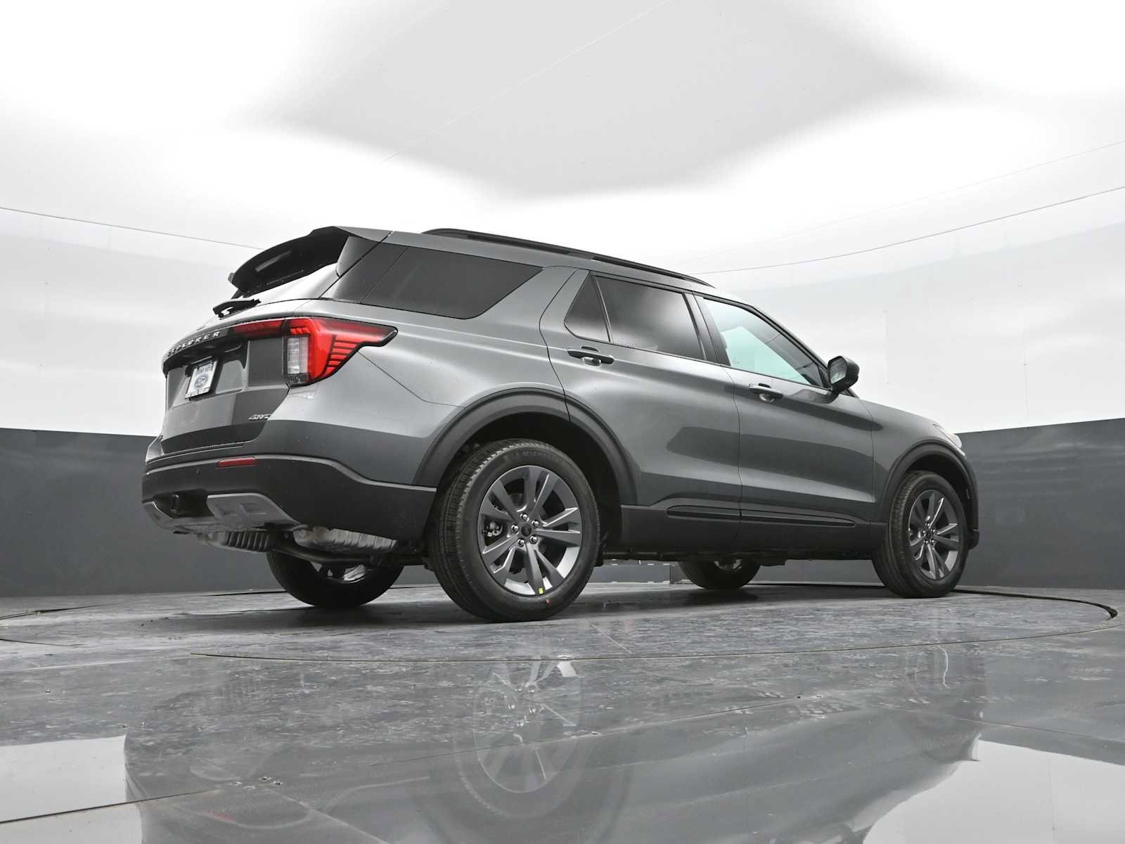 New 2026 Ford Explorer Active w/ Active Comfort Package AWD/4WD image 53