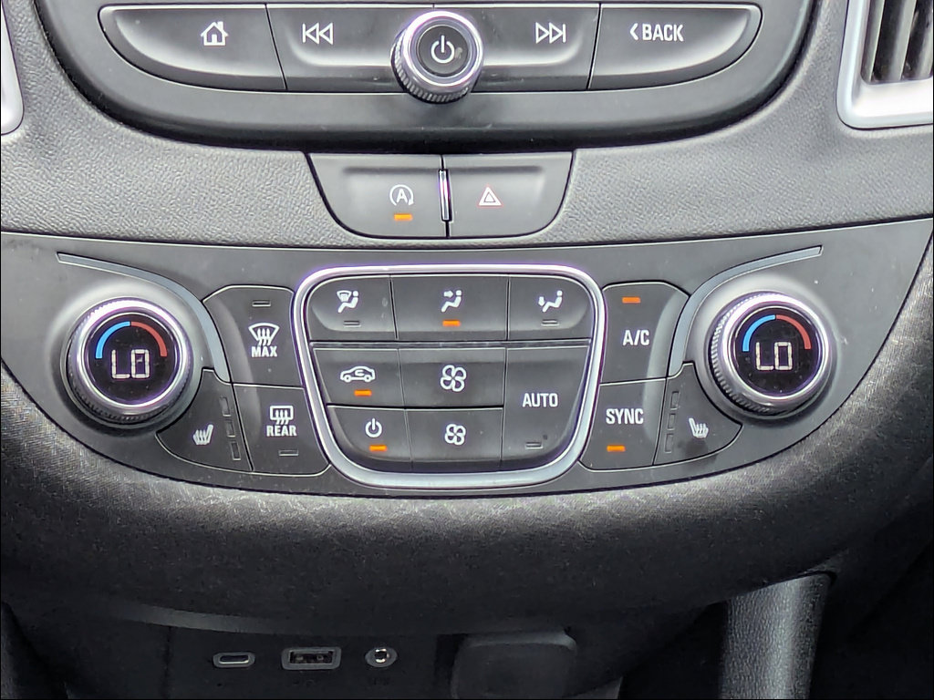 Used 2025 Chevrolet Malibu LT FWD image 20