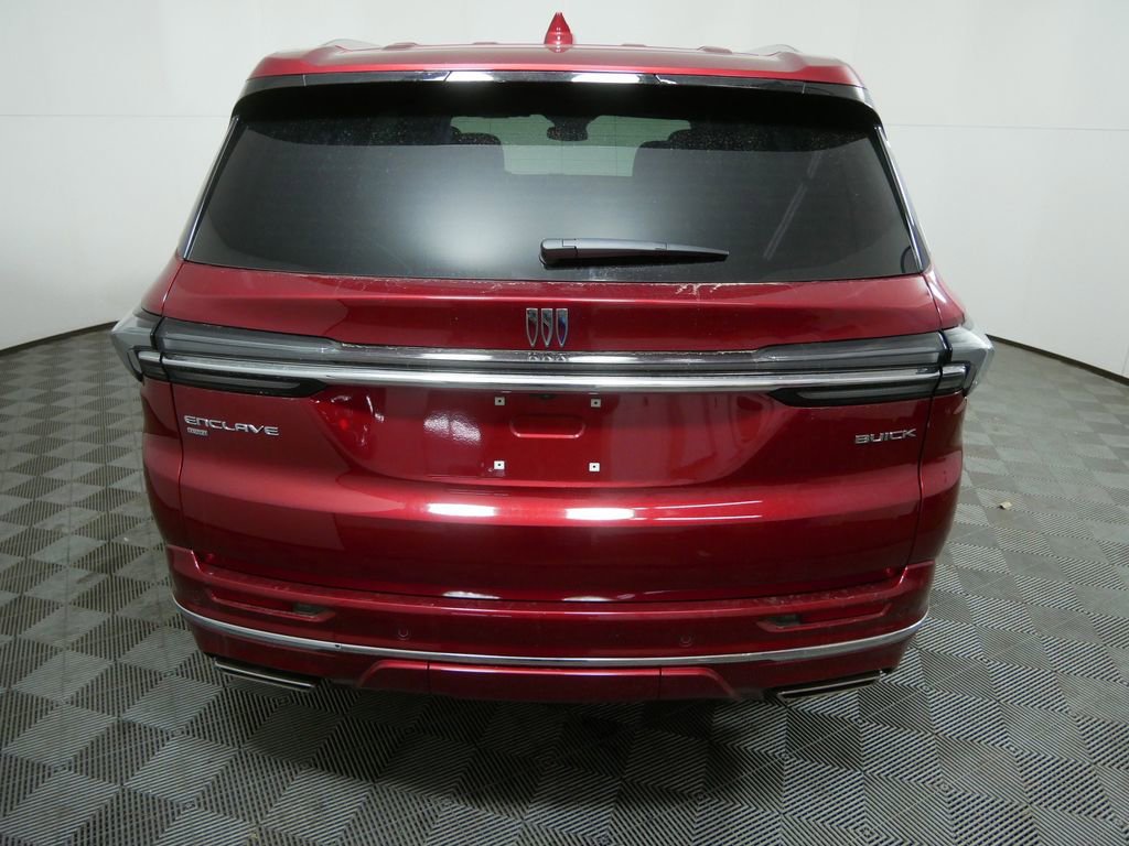 Used 2025 Buick Enclave Avenir w/ Trailering Package, 5000 lbs. image 4