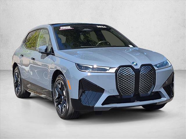 Used 2024 BMW iX xDrive50 w/ Sport Package AWD/4WD image 3