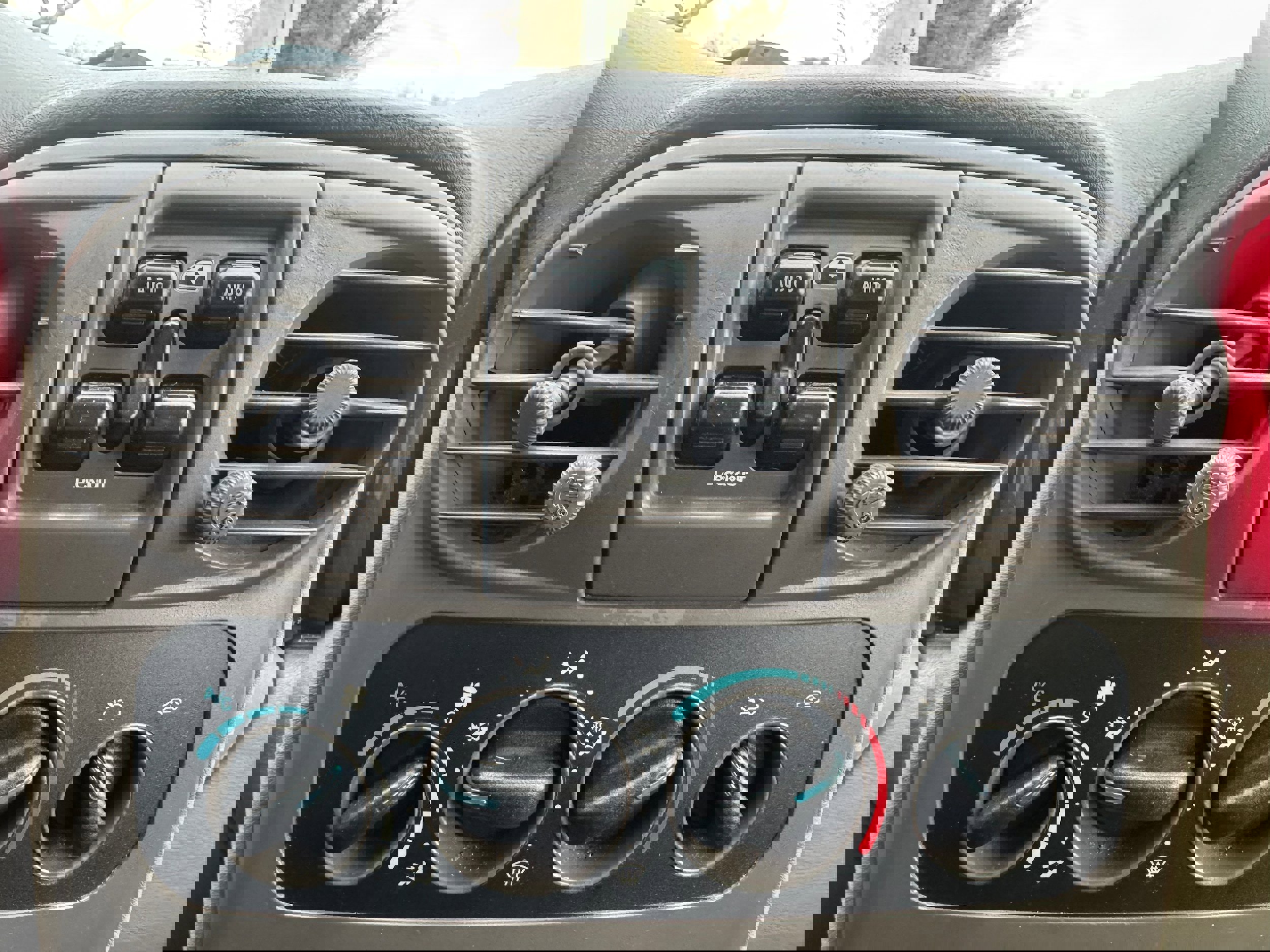 Used 2002 Chrysler PT Cruiser Limited image 13