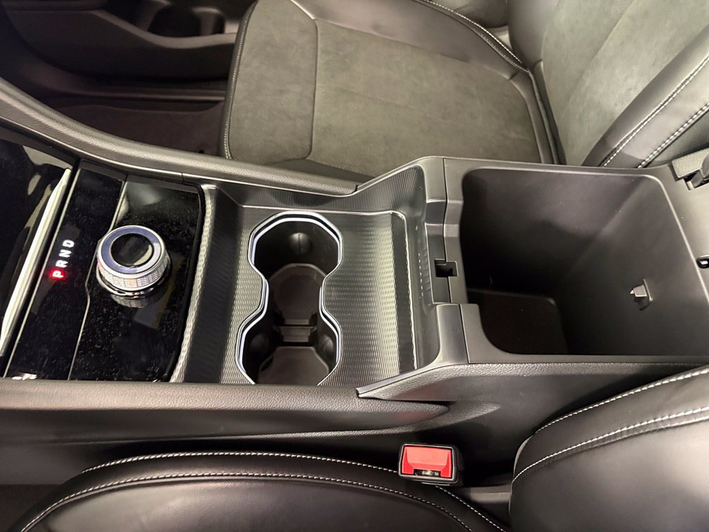 New 2027 Jeep Grand Cherokee Altitude RWD image 29