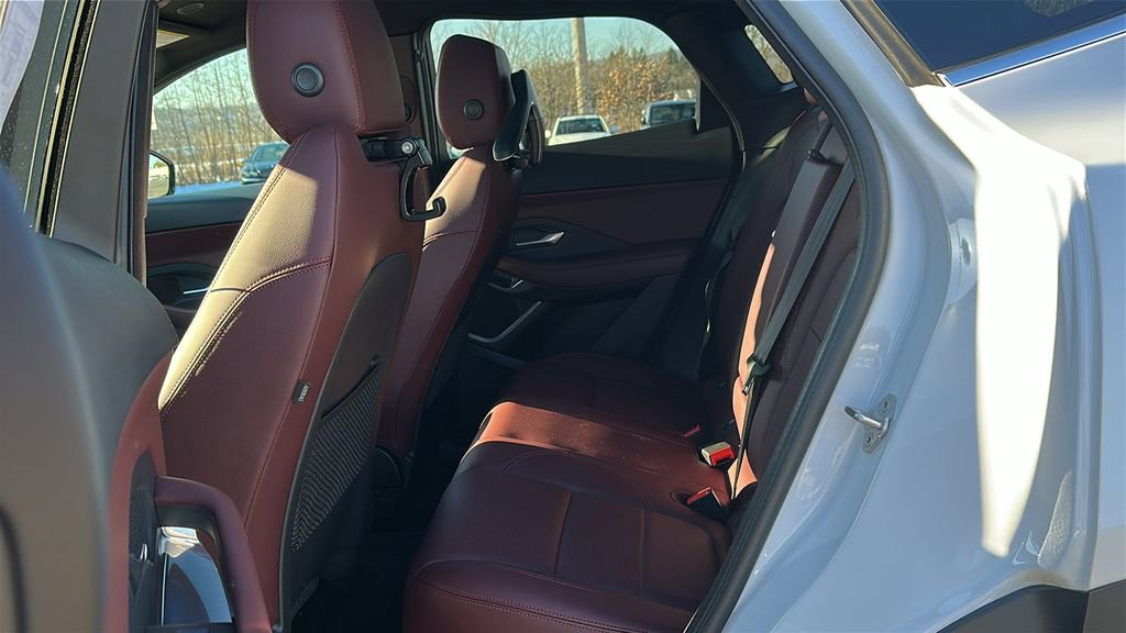 Used 2024 Jaguar E-PACE R-Dynamic SE AWD/4WD image 19