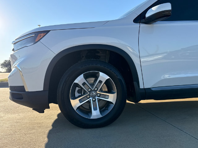 Used 2025 Honda Pilot EX-L image 5