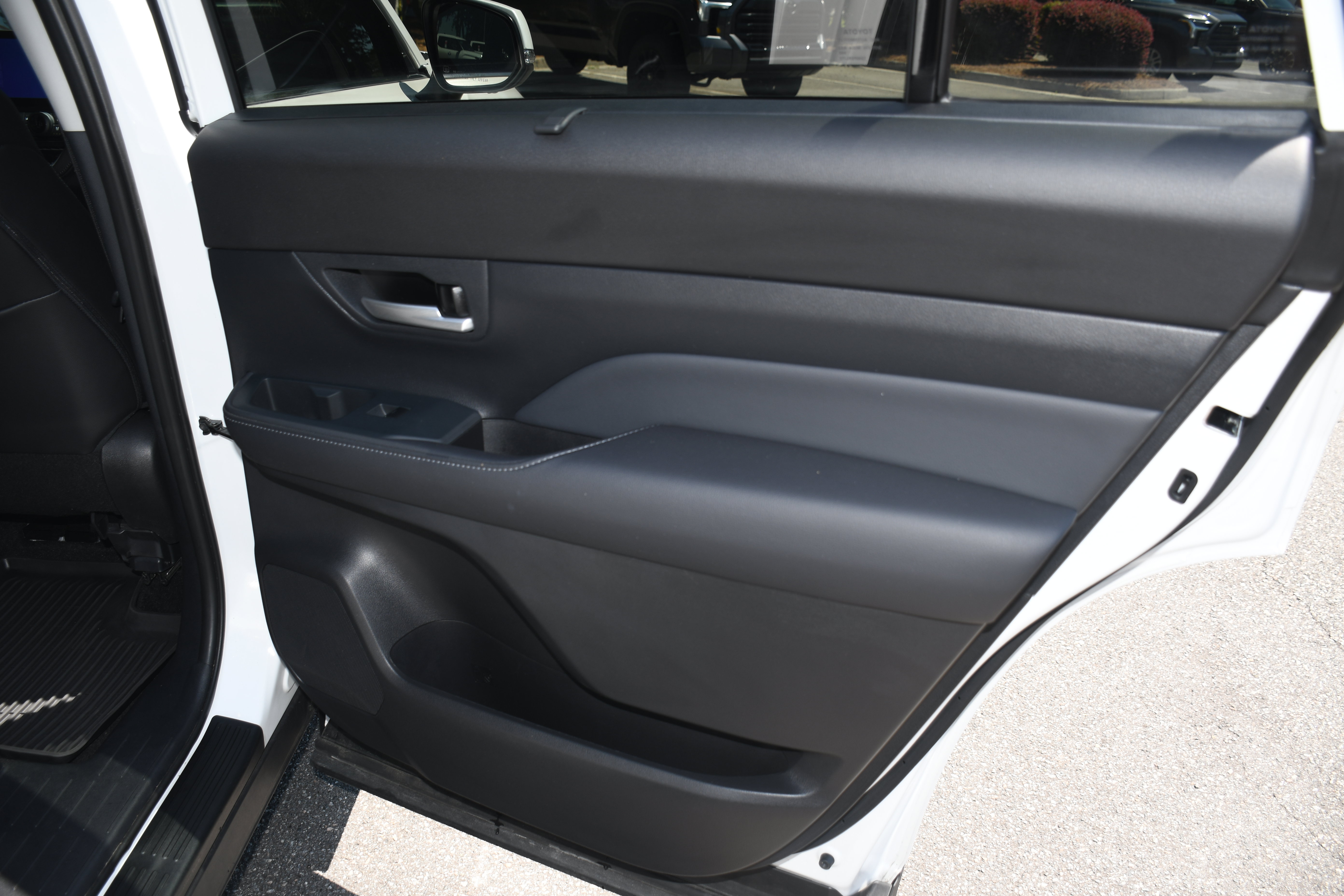 Certified 2025 Toyota Grand Highlander AWD Hybrid image 21
