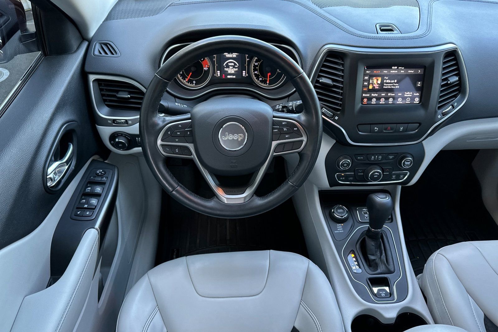 Used 2021 Jeep Cherokee Latitude Plus AWD/4WD image 14
