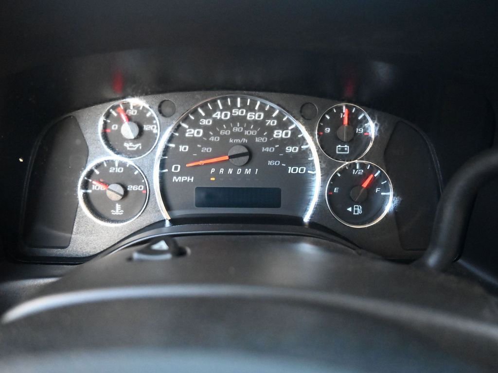 Used 2023 GMC Savana 2500 Extended w/ Enhanced Convenience Package image 43