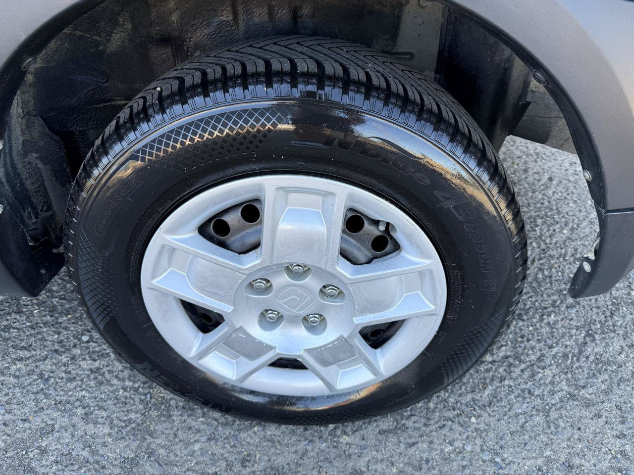 Used 2008 Honda Element LX image 27