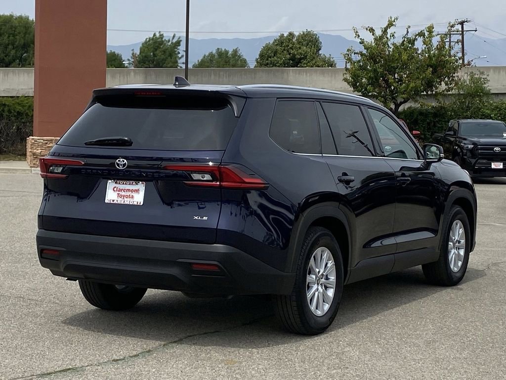 Certified 2025 Toyota Grand Highlander FWD image 43