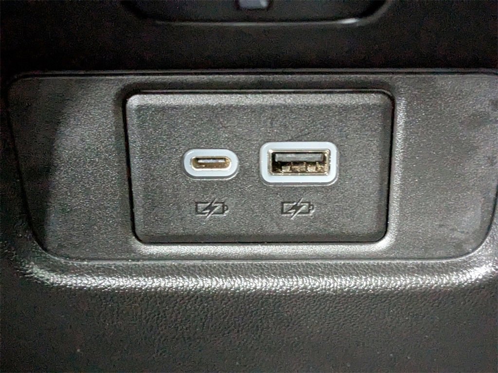 Used 2021 Cadillac XT6 Premium Luxury image 16