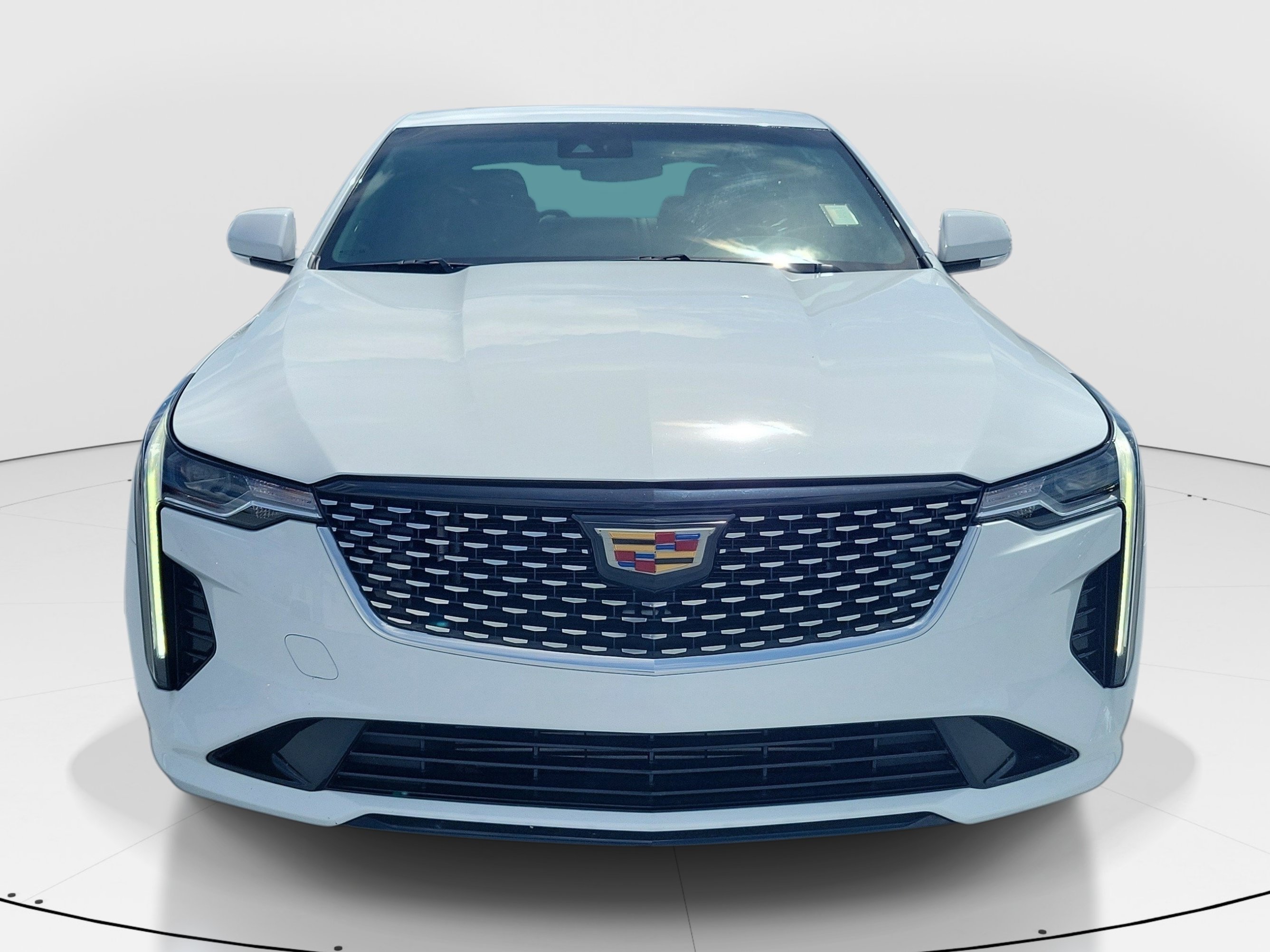 Used 2023 Cadillac CT4 Luxury w/ Sun And Sound Package RWD image 2