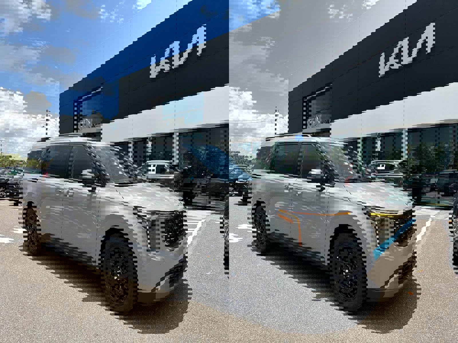 New 2026 Kia Carnival SX image 1