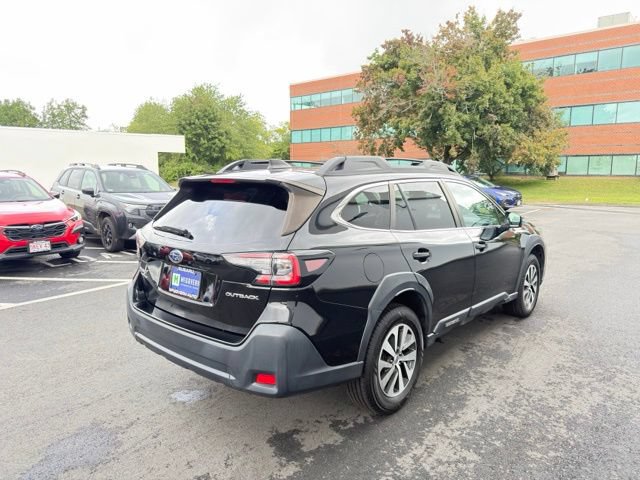 Used 2023 Subaru Outback Premium AWD/4WD image 9