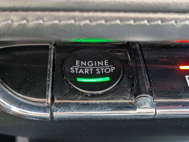 Used 2022 Lincoln Nautilus FWD w/ Premium Package image 16