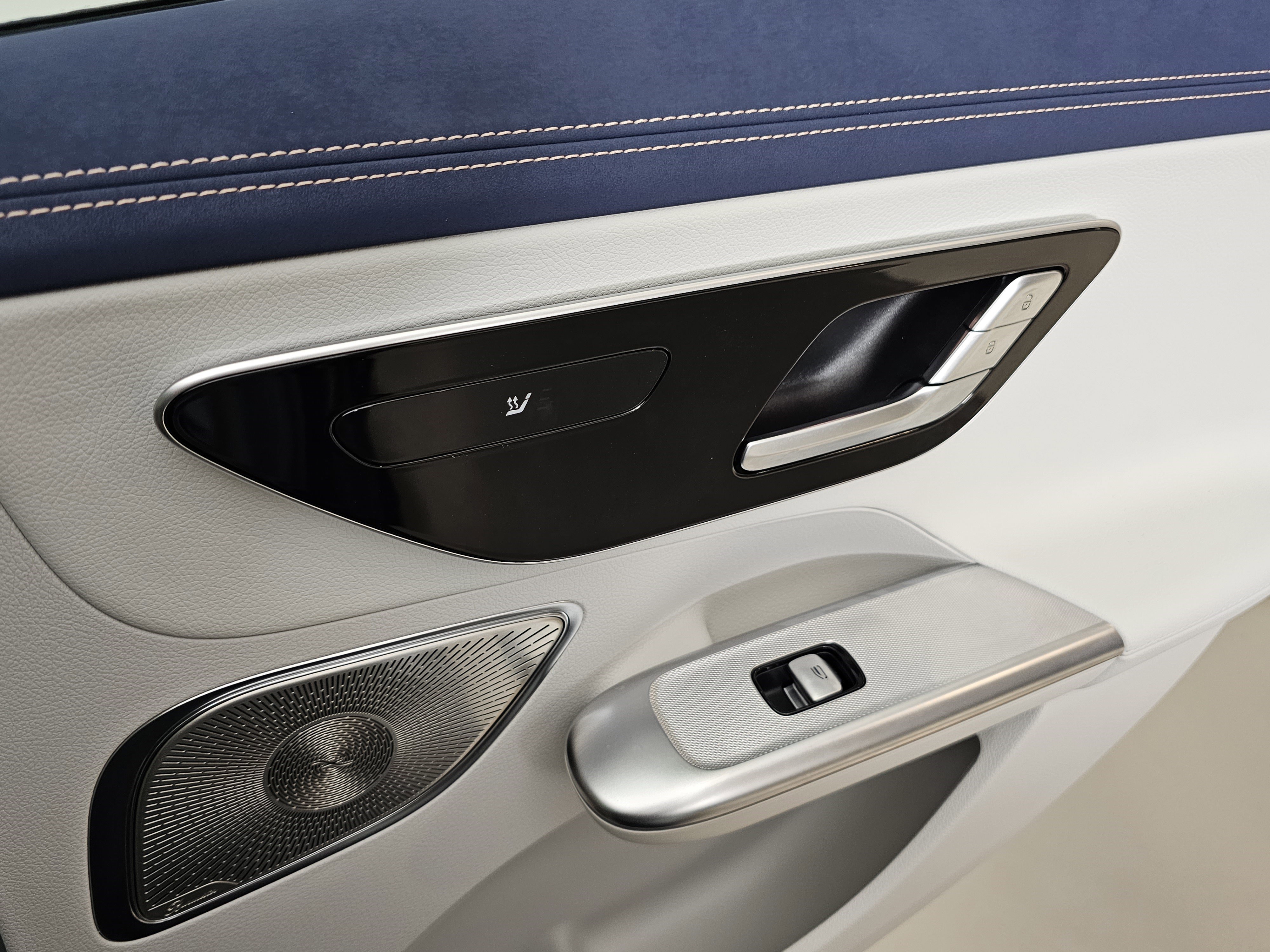 Used 2023 Mercedes-Benz EQE 350+ 4MATIC Sedan image 26