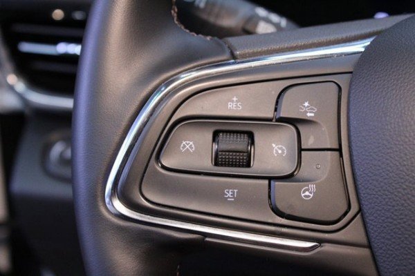 Used 2025 Buick Envista Sport Touring image 20