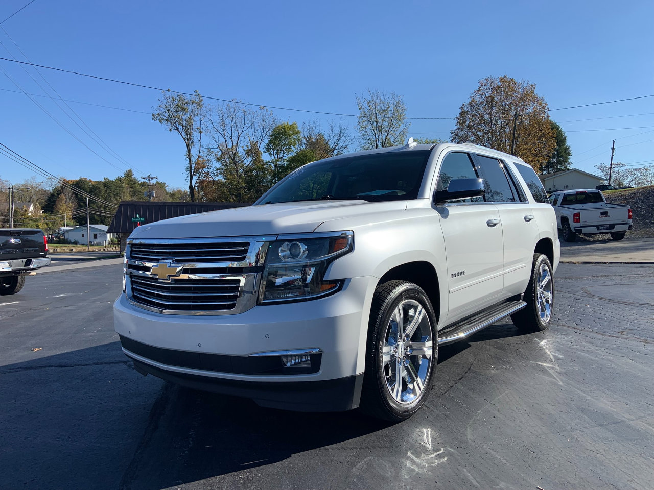 Used 2020 Chevrolet Tahoe Premier w/ 6.2L Performance Package image 1