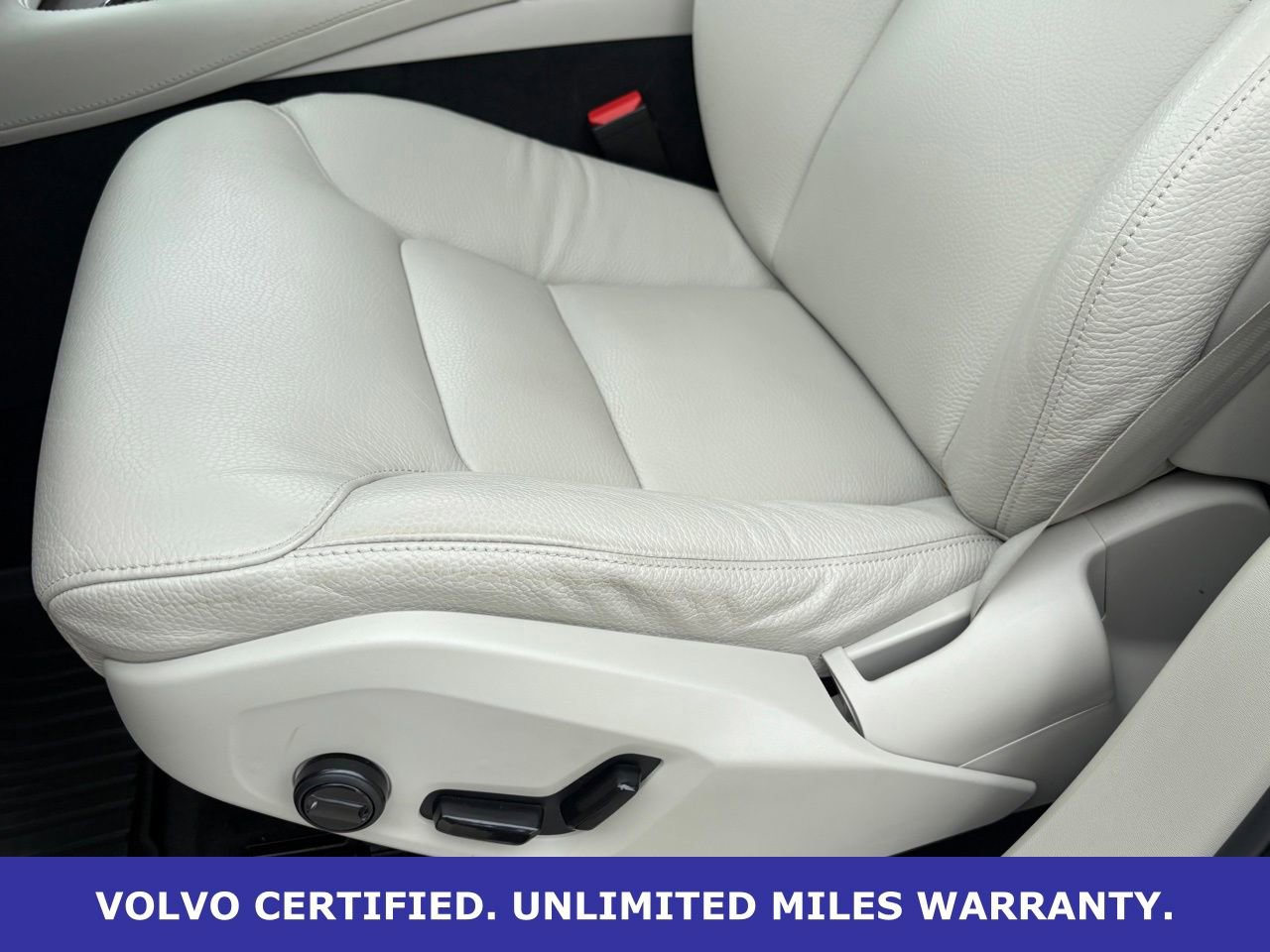 Certified 2024 Volvo XC90 T8 Plus w/ Protection Package Premier image 29