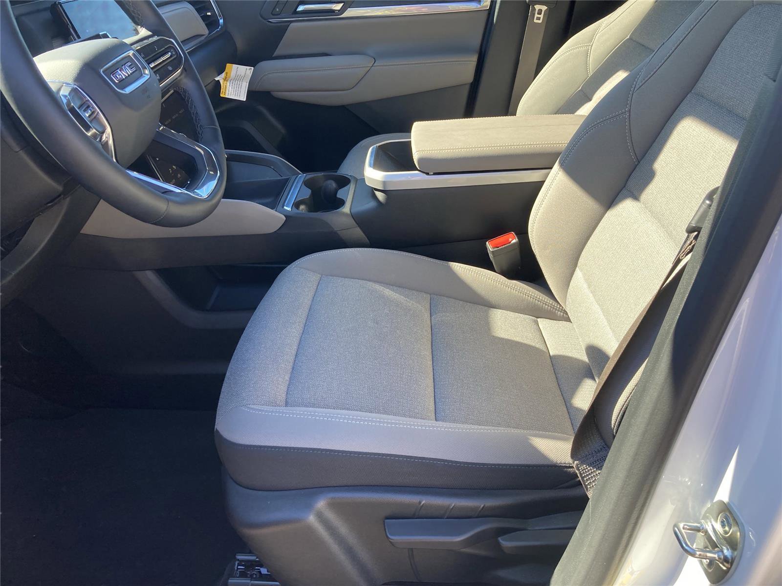 New 2026 GMC Terrain Elevation w/ Technology Package II image 24