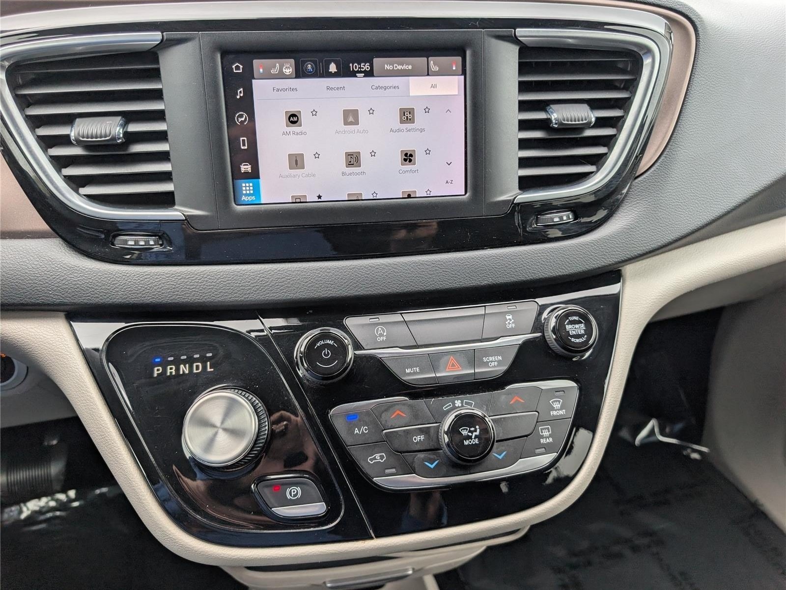 Used 2023 Chrysler Voyager LX FWD image 26