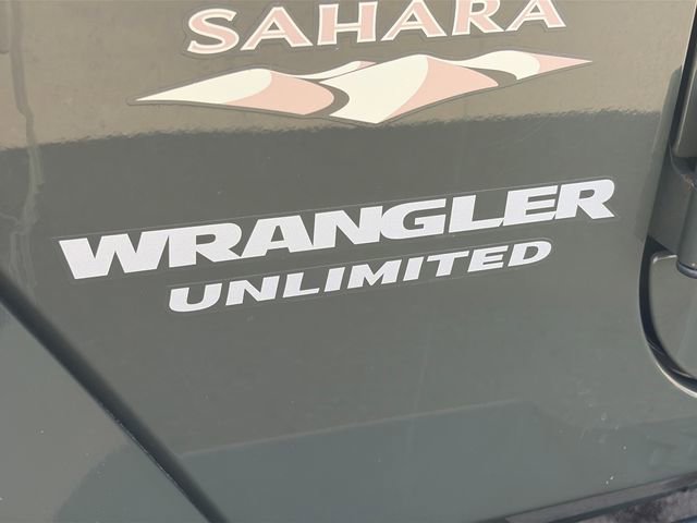 Used 2015 Jeep Wrangler Unlimited Sahara w/ Connectivity Group image 20