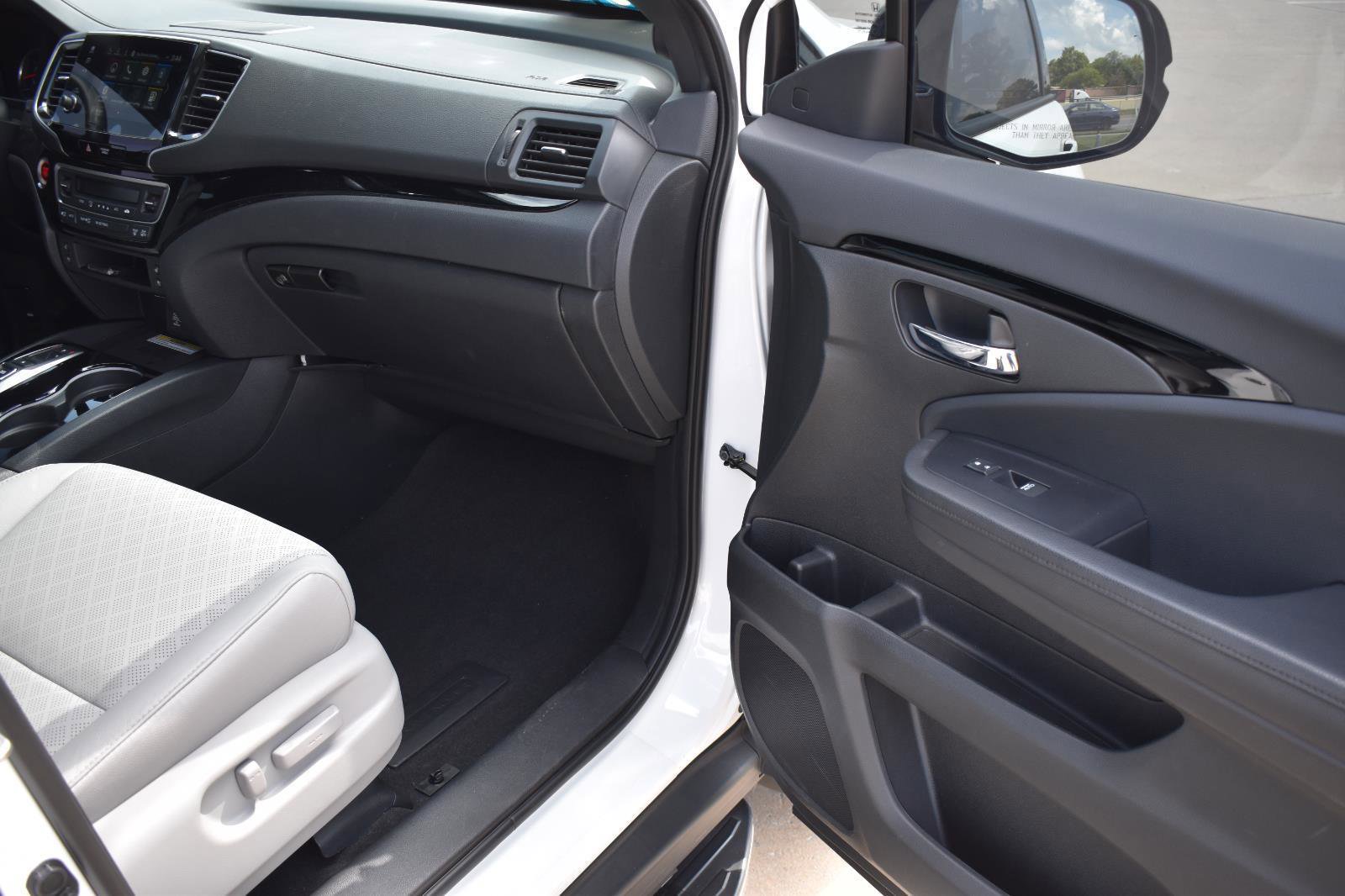 Used 2019 Honda Passport Elite image 14