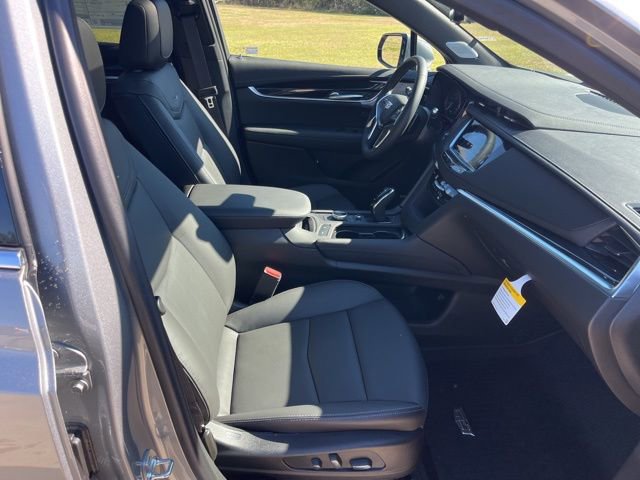 New 2026 Cadillac XT5 Premium Luxury w/ LPO, Floor Liner Package image 41
