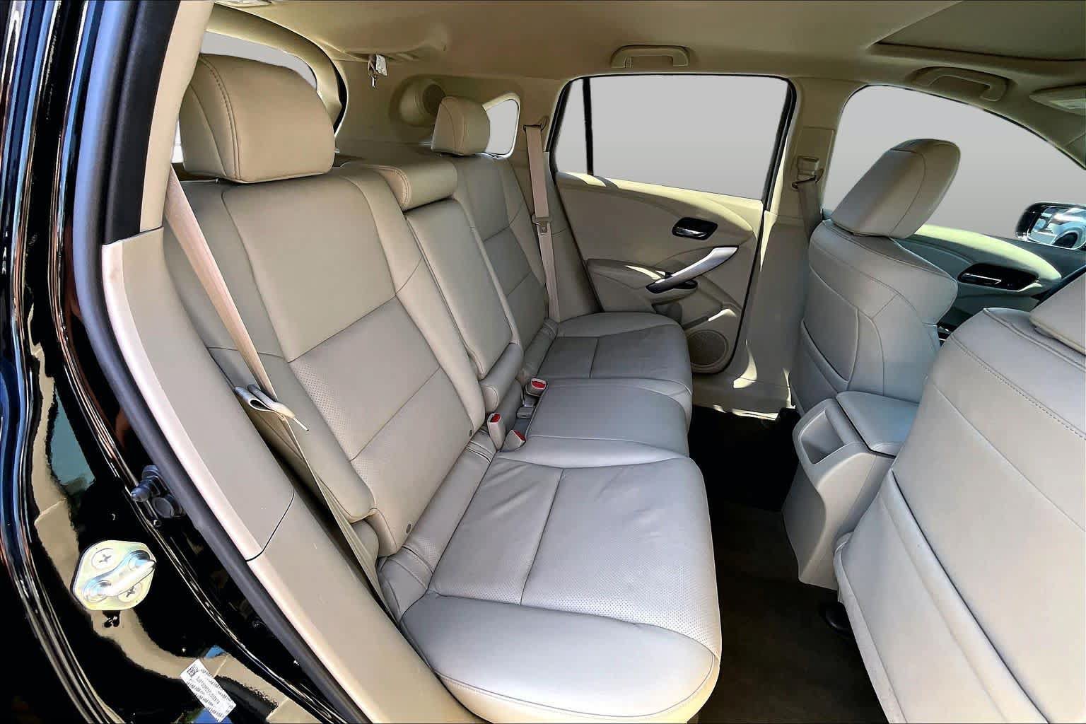 Used 2015 Acura RDX w/ Technology Package FWD image 19