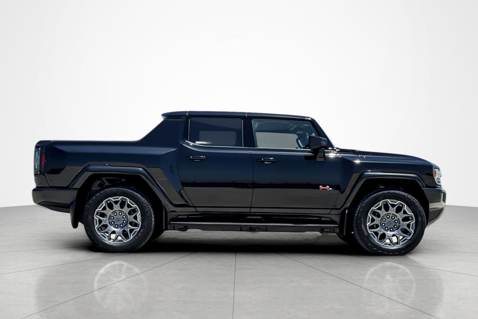 Used 2025 GMC Hummer EV 3X w/ LPO, Sport Package AWD/4WD image 6