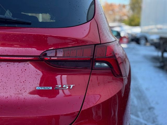 Used 2022 Hyundai Santa Fe Limited w/ Cargo Package image 8