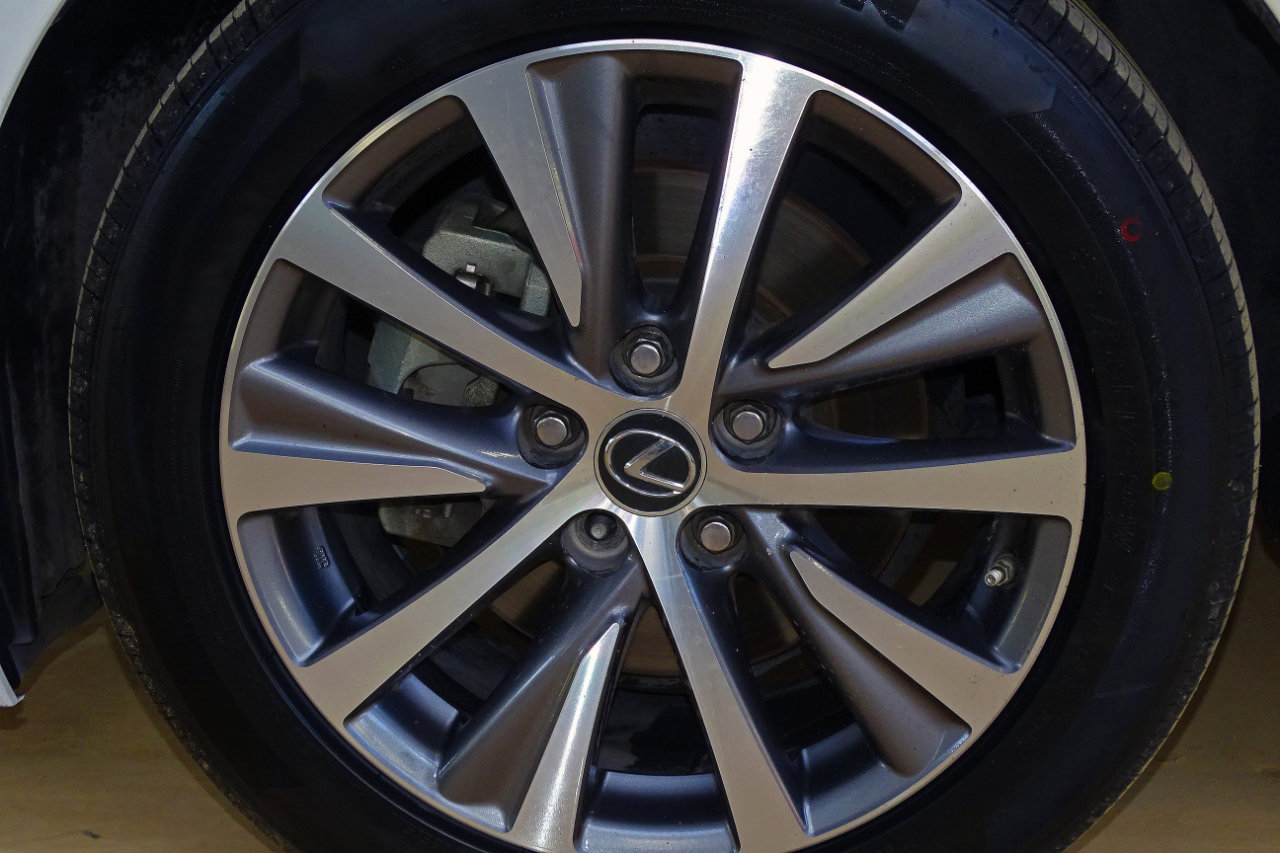 Used 2021 Lexus ES 350 w/ Premium Package image 18